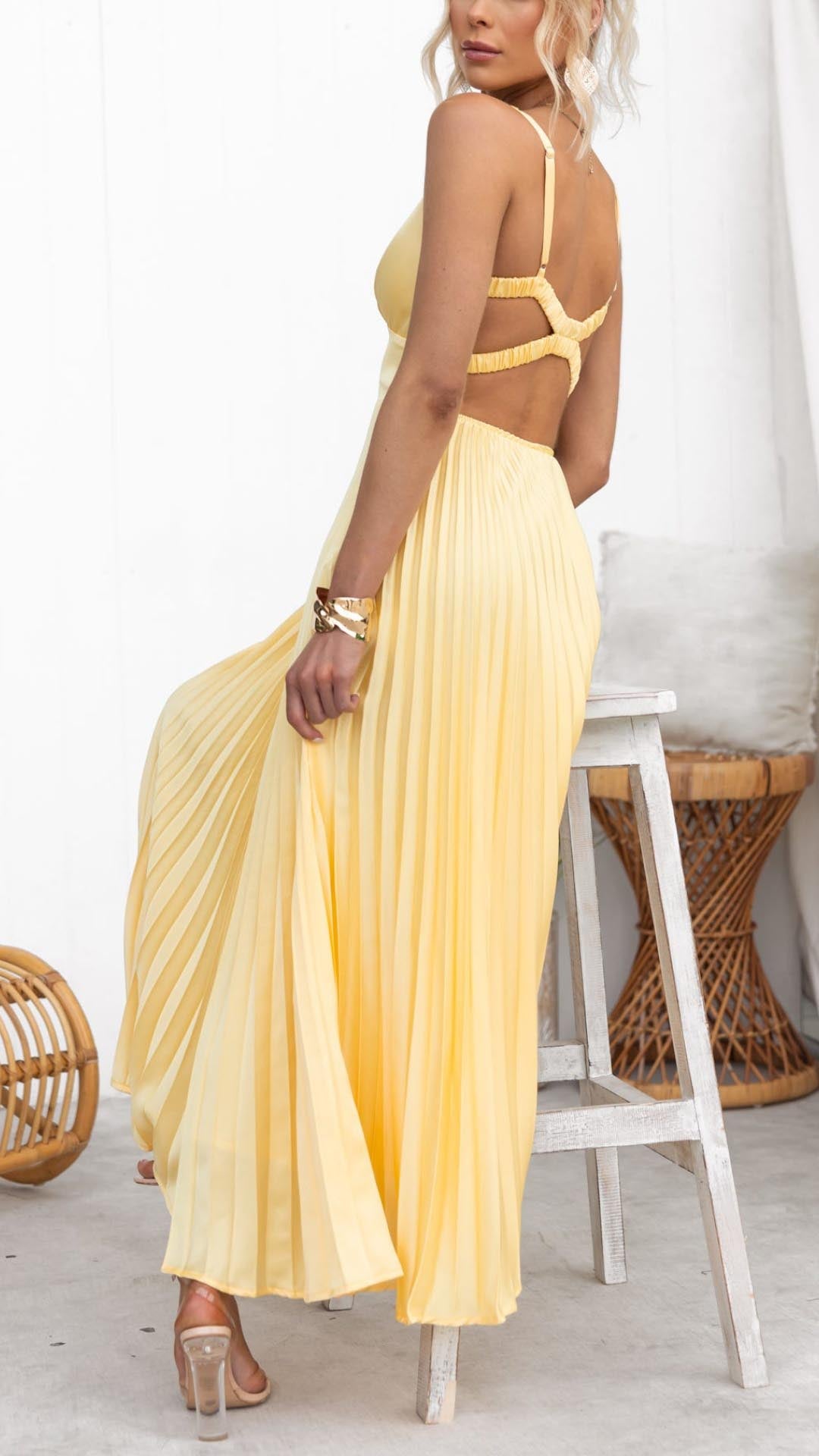 Monique | V-neck Pleated Maxi Dress