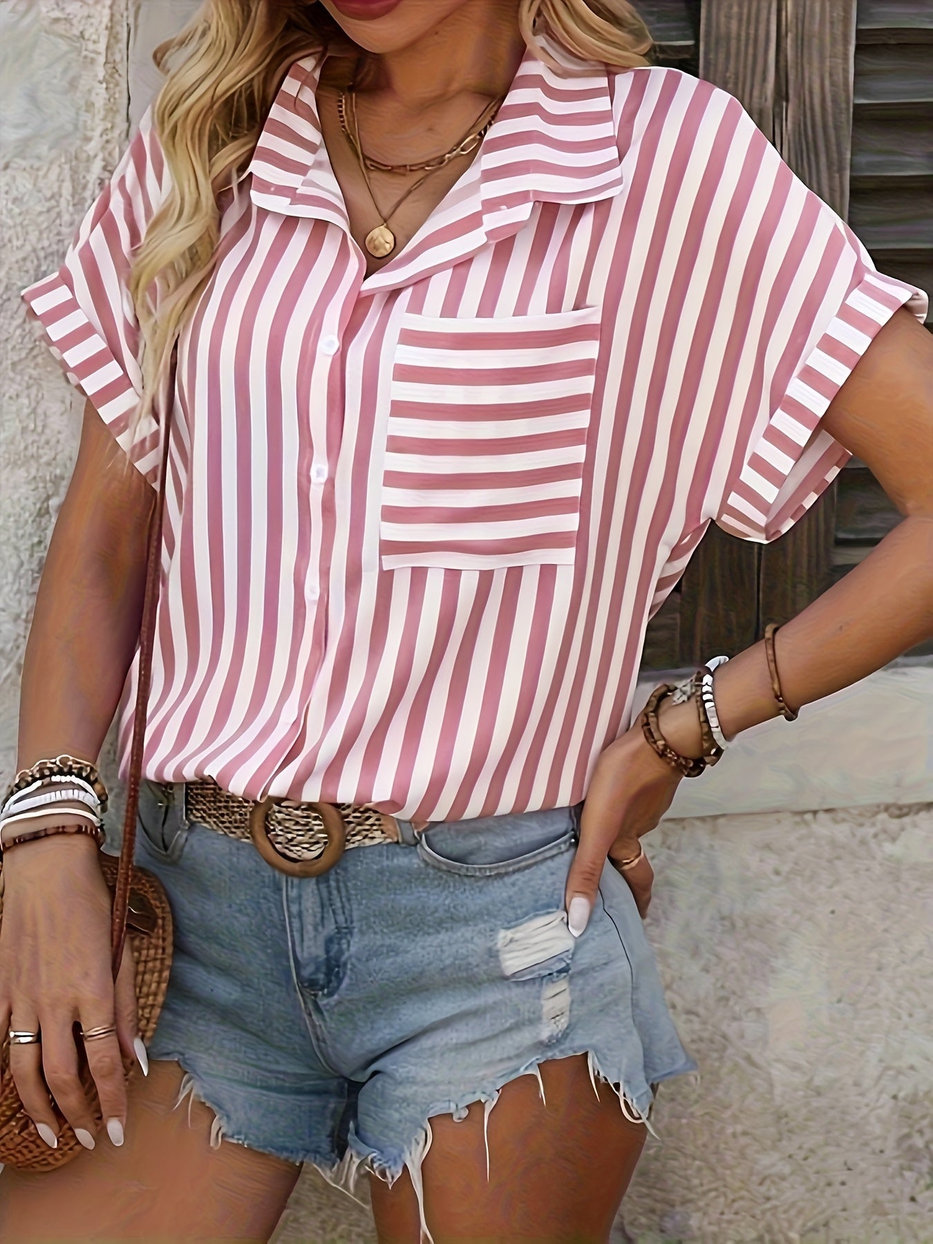 Lilou | Elegant Striped Blouse